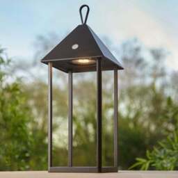 Vogue Hatti Tall Outdoor USB Rechargeable Table Light - thumbnail 3