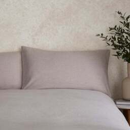 Chambray Microfibre Duvet Cover & Pillowcase Set - thumbnail 2