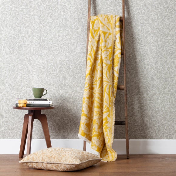 Morris & Co. Acorn Tonal Throw Blanket 130cm x 170cm - image 1