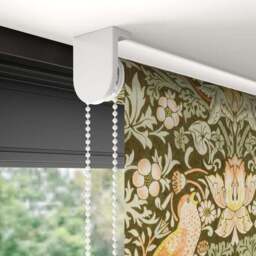 William Morris at Home Strawberry Thief Daylight Made to Measure Roller Blind - thumbnail 5