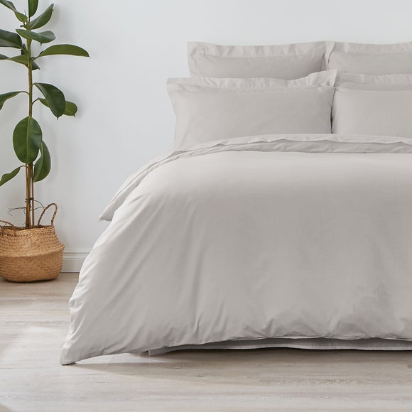 Non Iron Plain Dye Duvet Cover - image 1