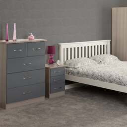 Nevada 3 Drawer Bedside Table - thumbnail 1