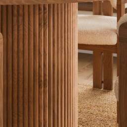 Amari 4 Seater Round Dining Table, Oak - thumbnail 4