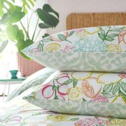 furn. Taormina Duvet Cover and Pillowcase Set - thumbnail 2