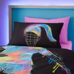 Football Graphic Girl Single Duvet Cover and Pillowcase Set - thumbnail 2