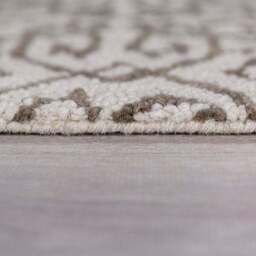 Kaia Traditional Wool Rug - thumbnail 4
