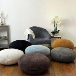 Daro Kensington Round Floor Cushion - thumbnail 2