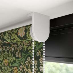 William Morris Blackthorn Velvet Daylight Made to Measure Roller Blind - thumbnail 4