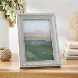 Curby Photo Frame