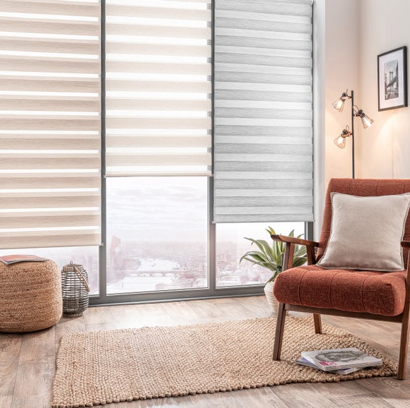 Day and Night Daylight Roller Blind - image 1
