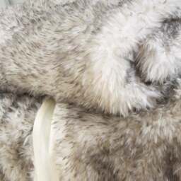 Catherine Lansfield Arctic Fox Throw Blanket 130cm x 170cm - thumbnail 2