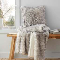 Catherine Lansfield Arctic Fox Throw Blanket 130cm x 170cm - thumbnail 4