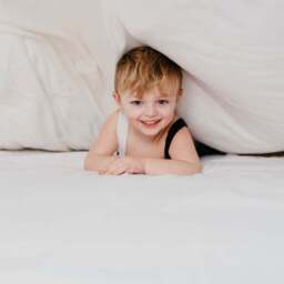 Pack of 2 Panda Kid's Bamboo White Cot Fitted Sheets - thumbnail 3