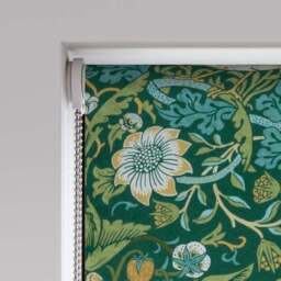 William Morris at Home Strawberry Thief Daylight Made to Measure Roller Blind - thumbnail 4