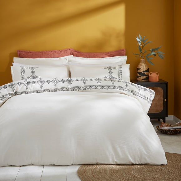 Embroidered Inca 100% Cotton Duvet Cover and Pillowcase Set - image 1