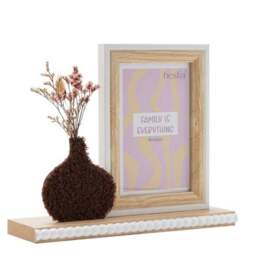 Hestia Freestanding Photo Frame with Vase & Dried Flowers - thumbnail 2