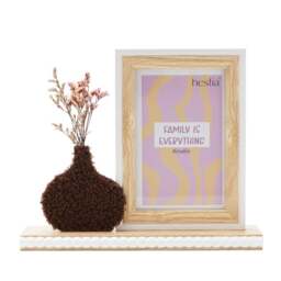 Hestia Freestanding Photo Frame with Vase & Dried Flowers - thumbnail 1