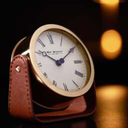 Widdop Mantel Clock With Stand - thumbnail 1
