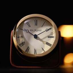Widdop Mantel Clock With Stand - thumbnail 5