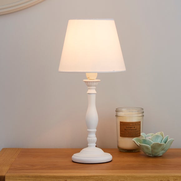 Tofty Traditional Table Lamp - image 1