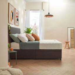Silentnight Medium to Firm 1000 Pocket Sprung Mattress - thumbnail 6