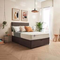 Silentnight Medium to Firm 1000 Pocket Sprung Mattress - thumbnail 2