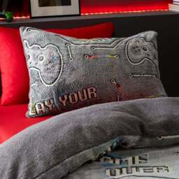 Catherine Lansfield Game Over Fleece Duvet Cover and Pillowcase Set - thumbnail 2