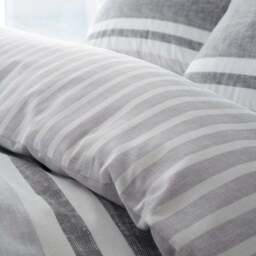 Catherine Lansfield Textured Banded Stripe Reversible Duvet Cover & Pillowcase Set - thumbnail 4