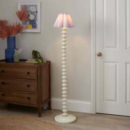 Petal Pleat Lamp Shade - thumbnail 4