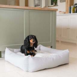 Lords and Labradors Striped Box Dog Bed - thumbnail 2