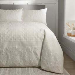Serene Avery Stripe Duvet Cover and Pillowcase Set - thumbnail 1