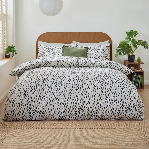 Furn. Dottie Duvet Cover and Pillowcase Set - image 1