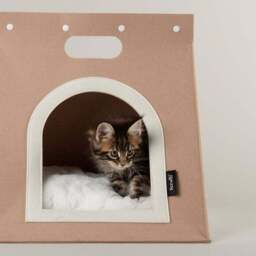 Scruffs Stockholm Felt Bag Cat Bed - thumbnail 2