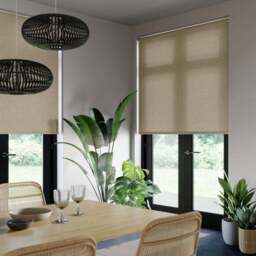 Hampton Daylight Made to Measure Roller Blind - thumbnail 3
