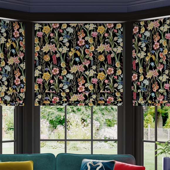 Maximalist Tropical Made to Measure Roman Blind - image 1