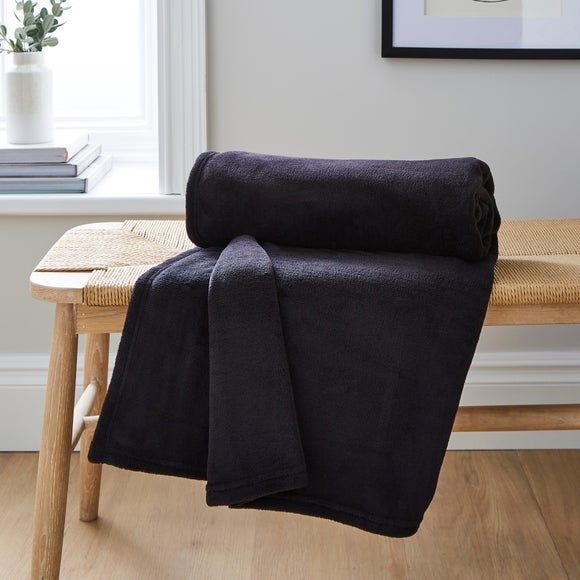 Soft Fleece Recycled Throw Blanket, 130cm x 170cm - image 1