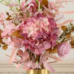 Artificial Pink Dried Look Bouquet & Vanilla & Sandalwood Ceramic Candle Gift Set - thumbnail 5