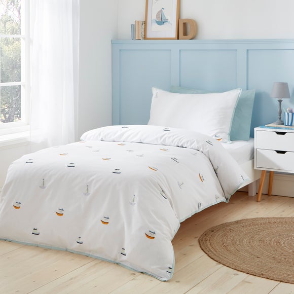 Embroidered Boats Cotton Duvet Cover and Pillowcase Set - image 1