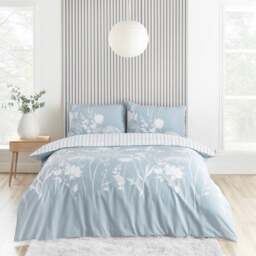 Catherine Lansfield Meadow Sweet Floral Reversible Duvet Cover and Pillowcase Set - thumbnail 1