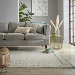 Pebble Wool Border Rug - thumbnail 1