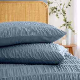 Catherine Lansfield Seersucker Duvet Cover and Pillowcase Set - thumbnail 4