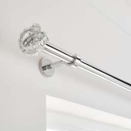Cecilie Extendable Metal Eyelet Curtain Pole - thumbnail 1