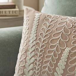 Trailing Floral Rectangle Cushion - thumbnail 2