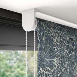 William Morris at Home Marigold Daylight Made to Measure Roller Blind - thumbnail 5