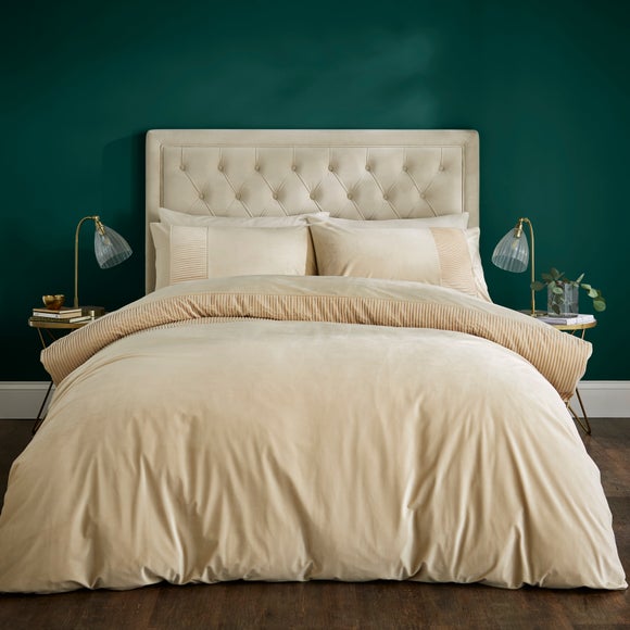 Liliana Pleated Luxury Velvet Duvet Cover and Pillowcase Set - image 1