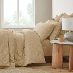 Helston Quilted Bedspread - thumbnail 4