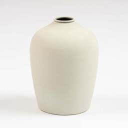 Iron Vase - thumbnail 3