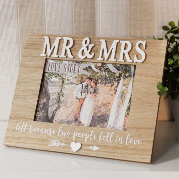 Love Story Mr & Mrs Photo Frame - image 1