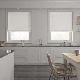 Fauxwood Venetian Blind - thumbnail 4