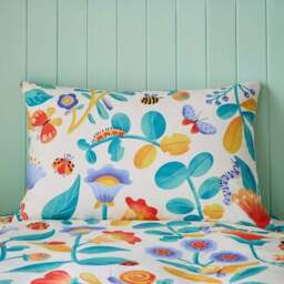 Garden Friends Reversible Duvet Cover and Pillowcase Set - thumbnail 2